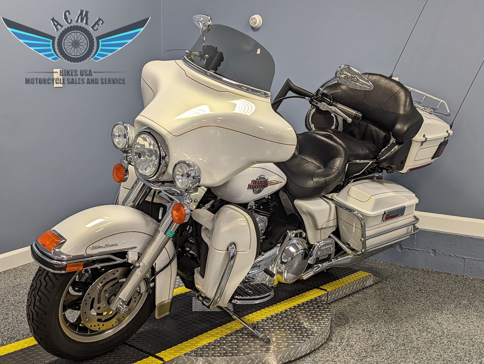 2007 Harley-Davidson Ultra Classic® Electra Glide® in Meredith, New Hampshire - Photo 8