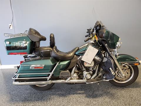 2002 Harley-Davidson FLHTC/FLHTCI Electra Glide® Classic in Meredith, New Hampshire