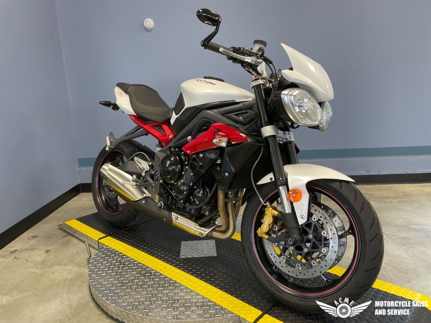 2017 Triumph Street Triple R in Meredith, New Hampshire - Photo 2