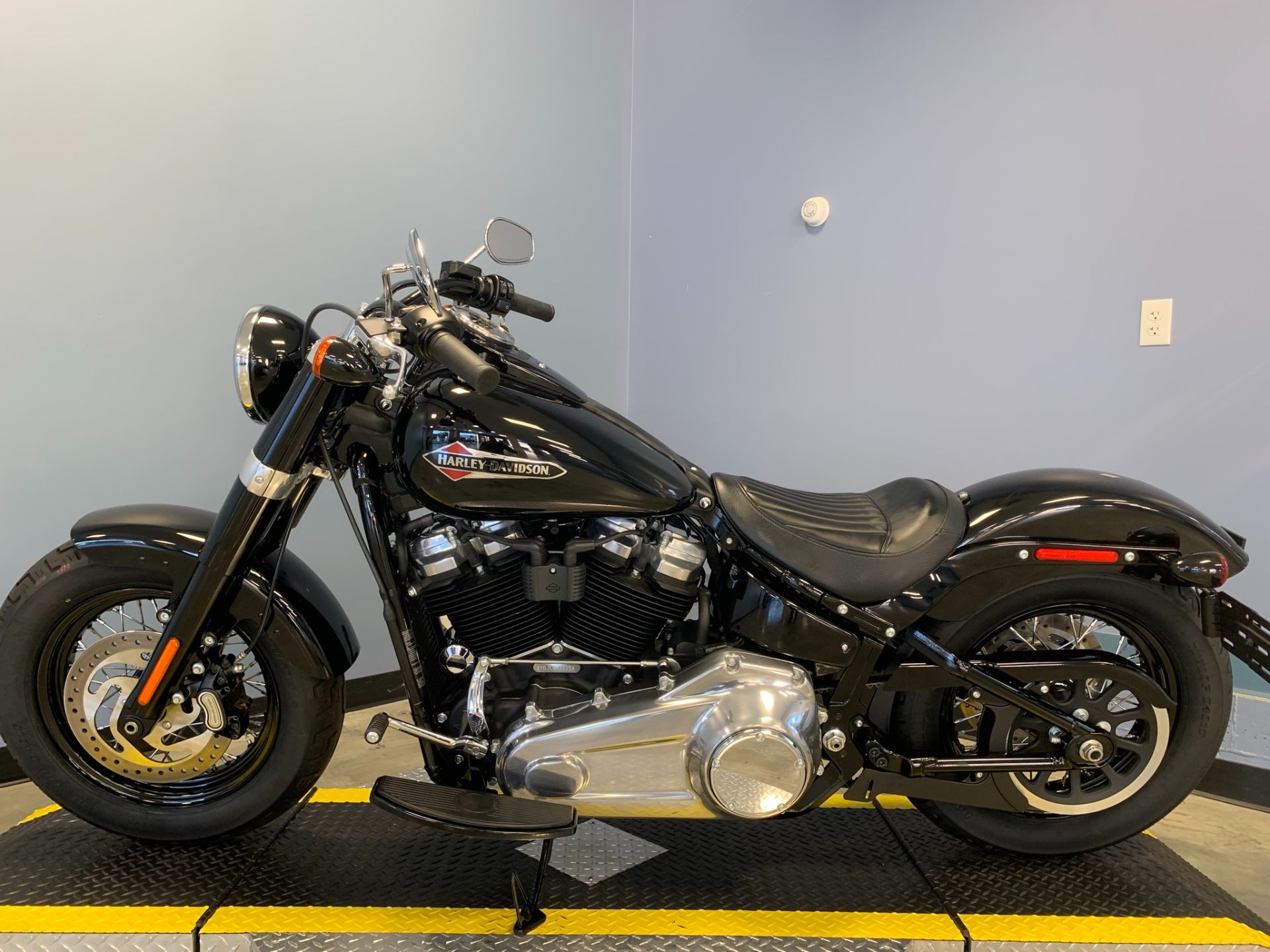 2020 Harley-Davidson Softail Slim® in Meredith, New Hampshire - Photo 5