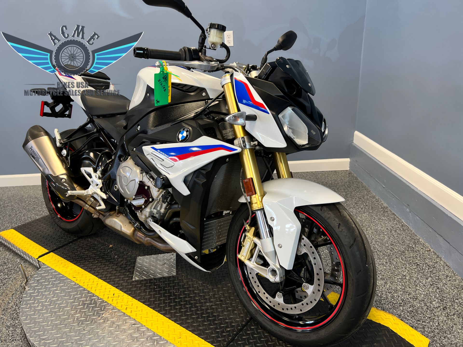 2019 BMW S 1000 R in Meredith, New Hampshire - Photo 2
