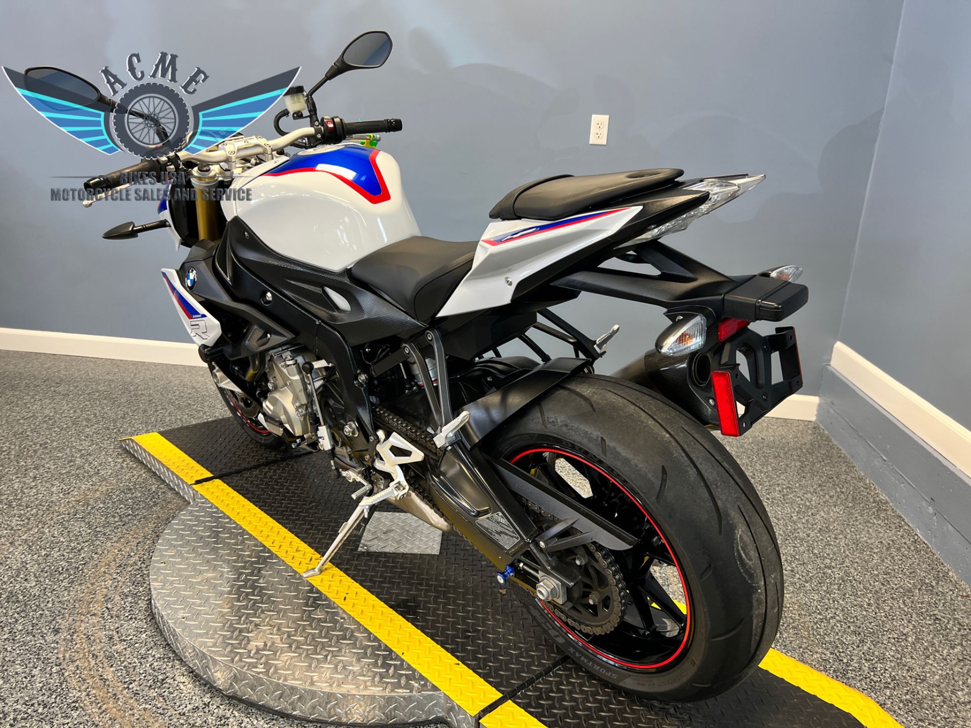 2019 BMW S 1000 R in Meredith, New Hampshire - Photo 8