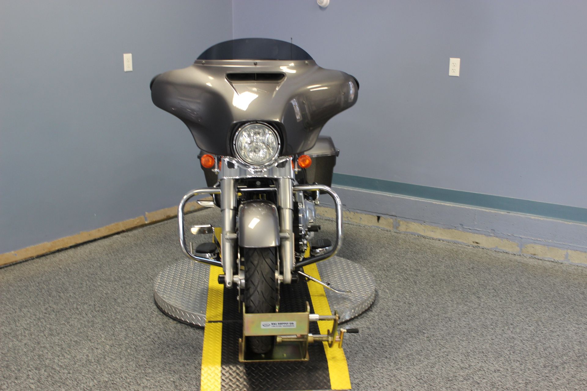 2014 Harley-Davidson Street Glide® in Meredith, New Hampshire - Photo 3