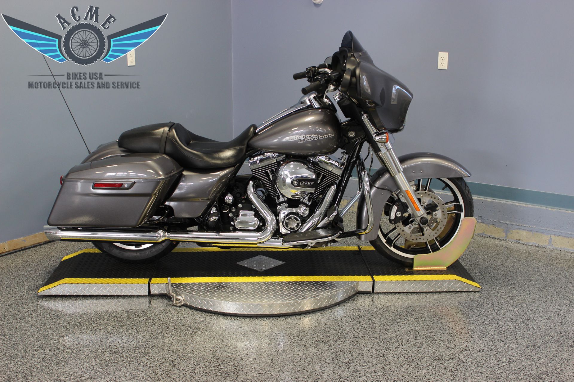 2014 Harley-Davidson Street Glide® in Meredith, New Hampshire - Photo 1