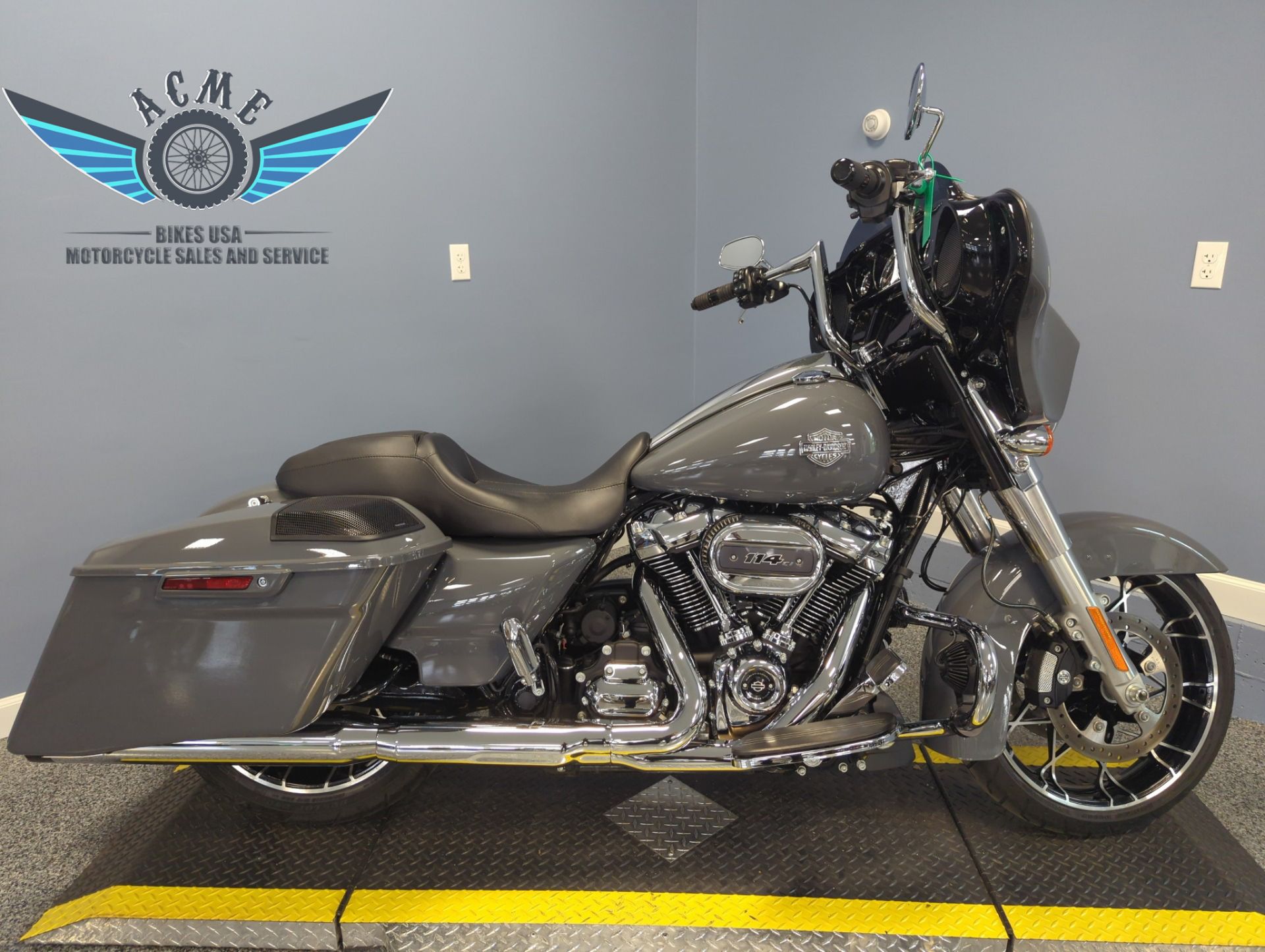 2022 Harley-Davidson Street Glide® Special in Meredith, New Hampshire - Photo 1