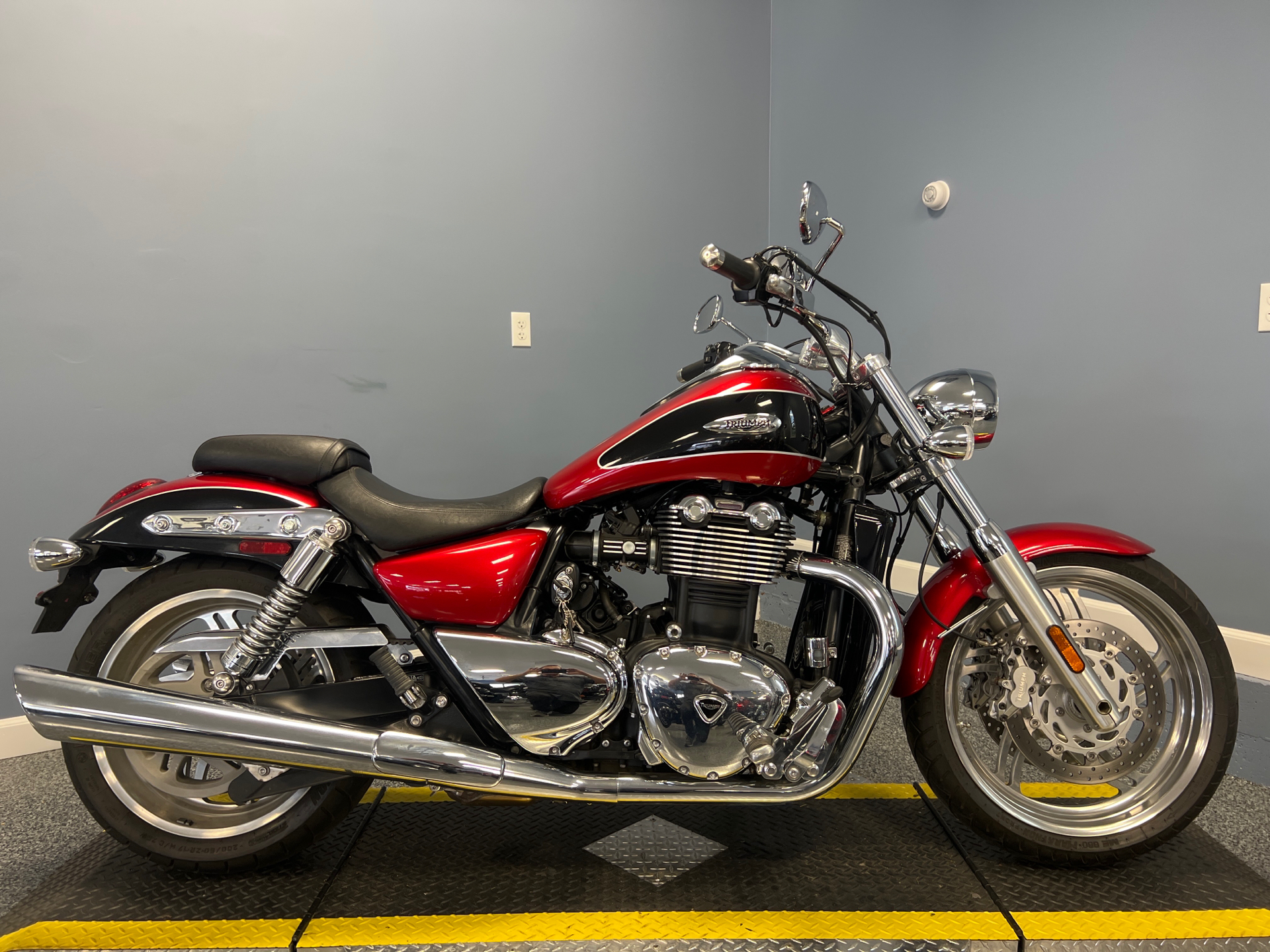 2012 Triumph Thunderbird ABS in Meredith, New Hampshire - Photo 1