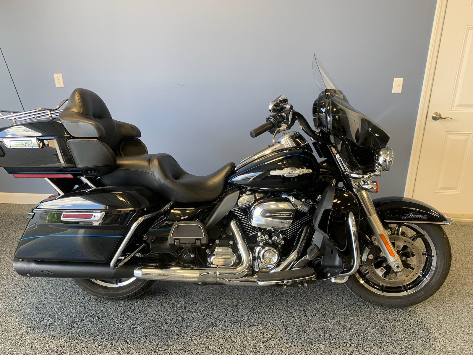 2018 Harley-Davidson Electra Glide® Ultra Classic® in Meredith, New Hampshire - Photo 1