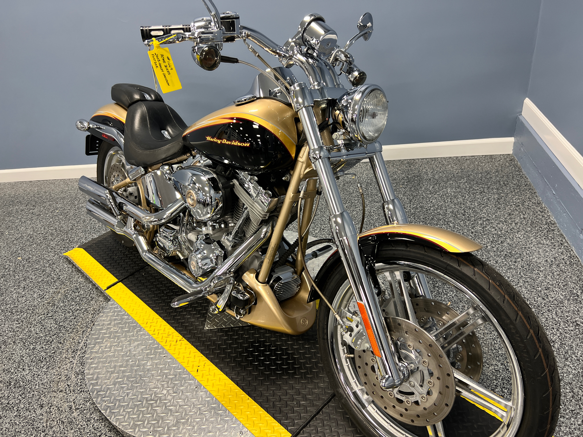 2003 Harley-Davidson Screamin' Eagle® Deuce™ in Meredith, New Hampshire - Photo 2