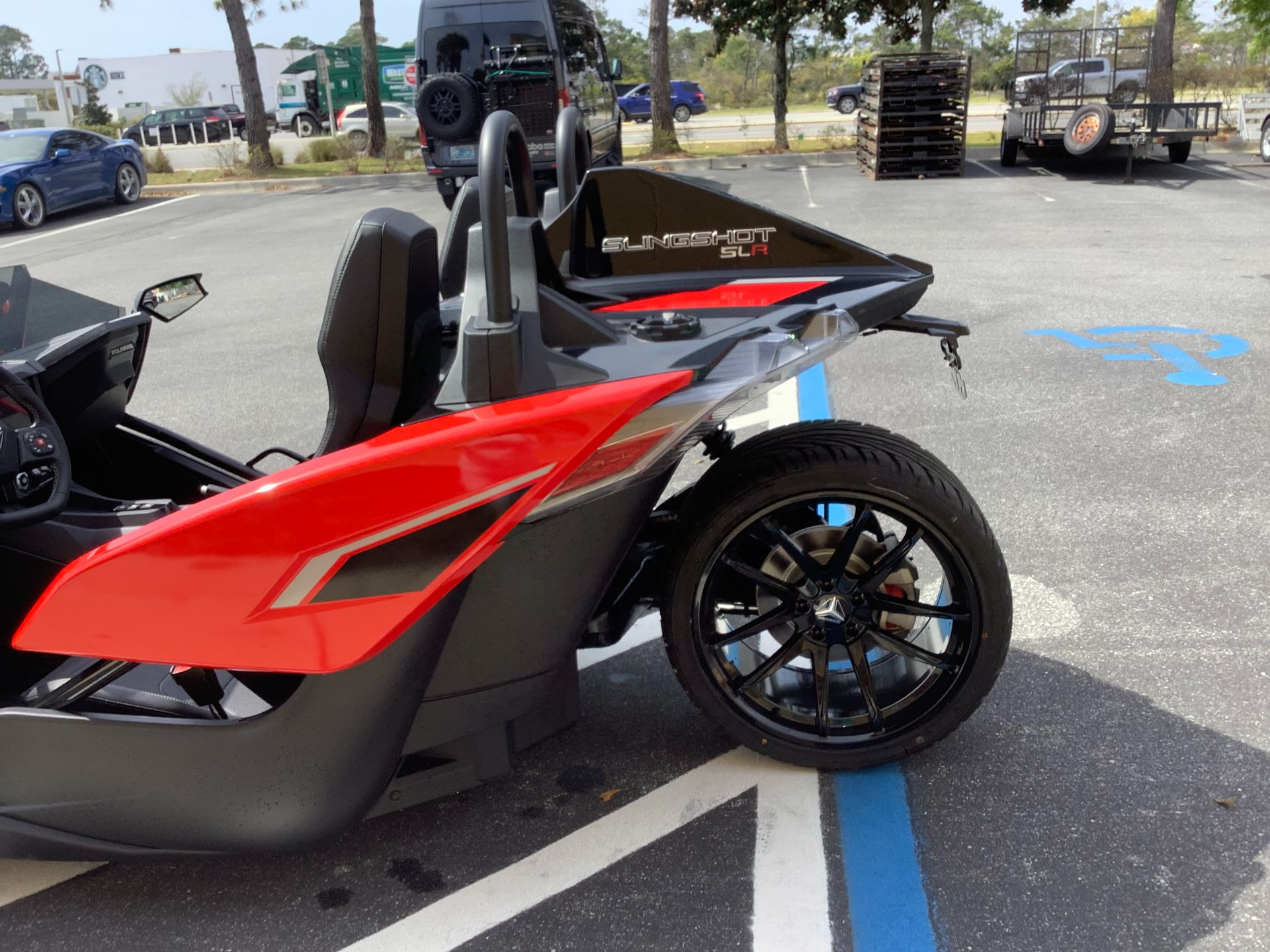 2024 Slingshot SLR AUTODRIVE in Panama City Beach, Florida - Photo 9