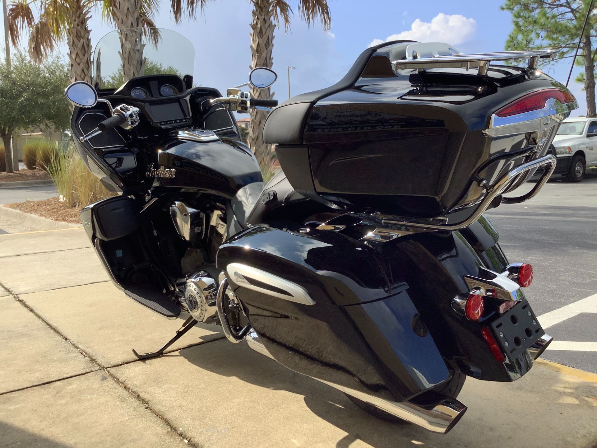 2023 Indian Motorcycle Pursuit® Limited with Premium Package in Panama City Beach, Florida - Photo 4