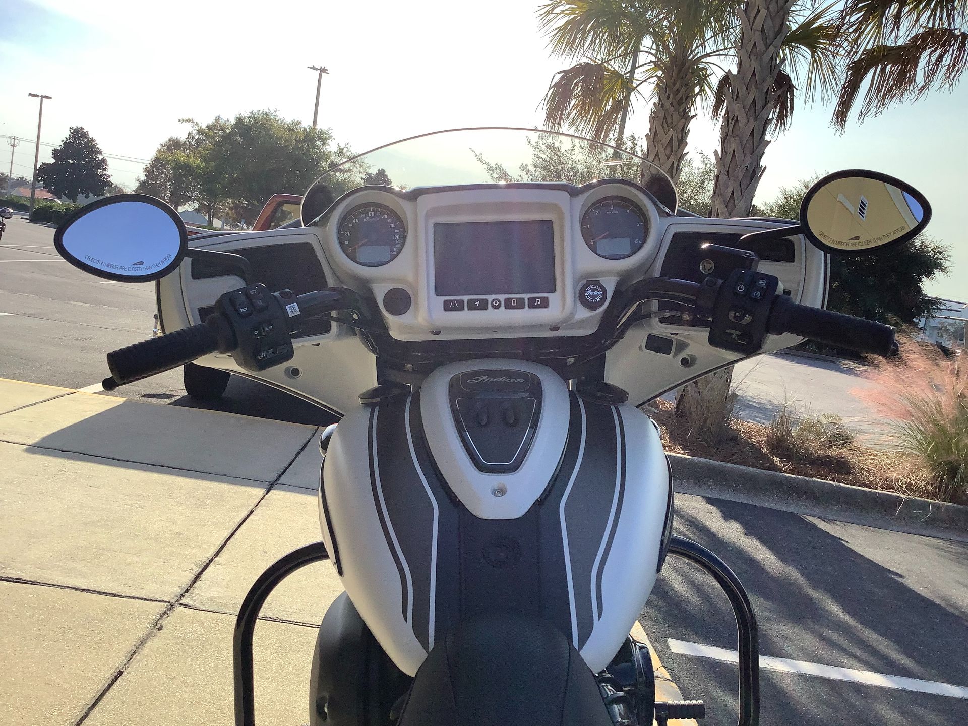 2024 Indian Motorcycle Chieftain® Dark Horse® with PowerBand Audio Package in Panama City Beach, Florida - Photo 14
