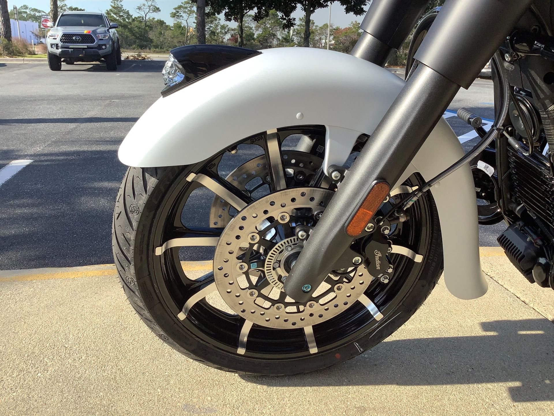 2024 Indian Motorcycle Chieftain® Dark Horse® with PowerBand Audio Package in Panama City Beach, Florida - Photo 16