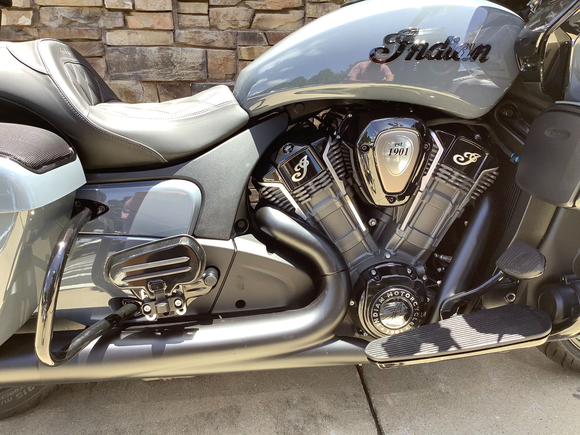 2024 Indian Motorcycle PURSUIT DARKHORSE WITH POWERBAND AUDIO in Panama City Beach, Florida - Photo 9