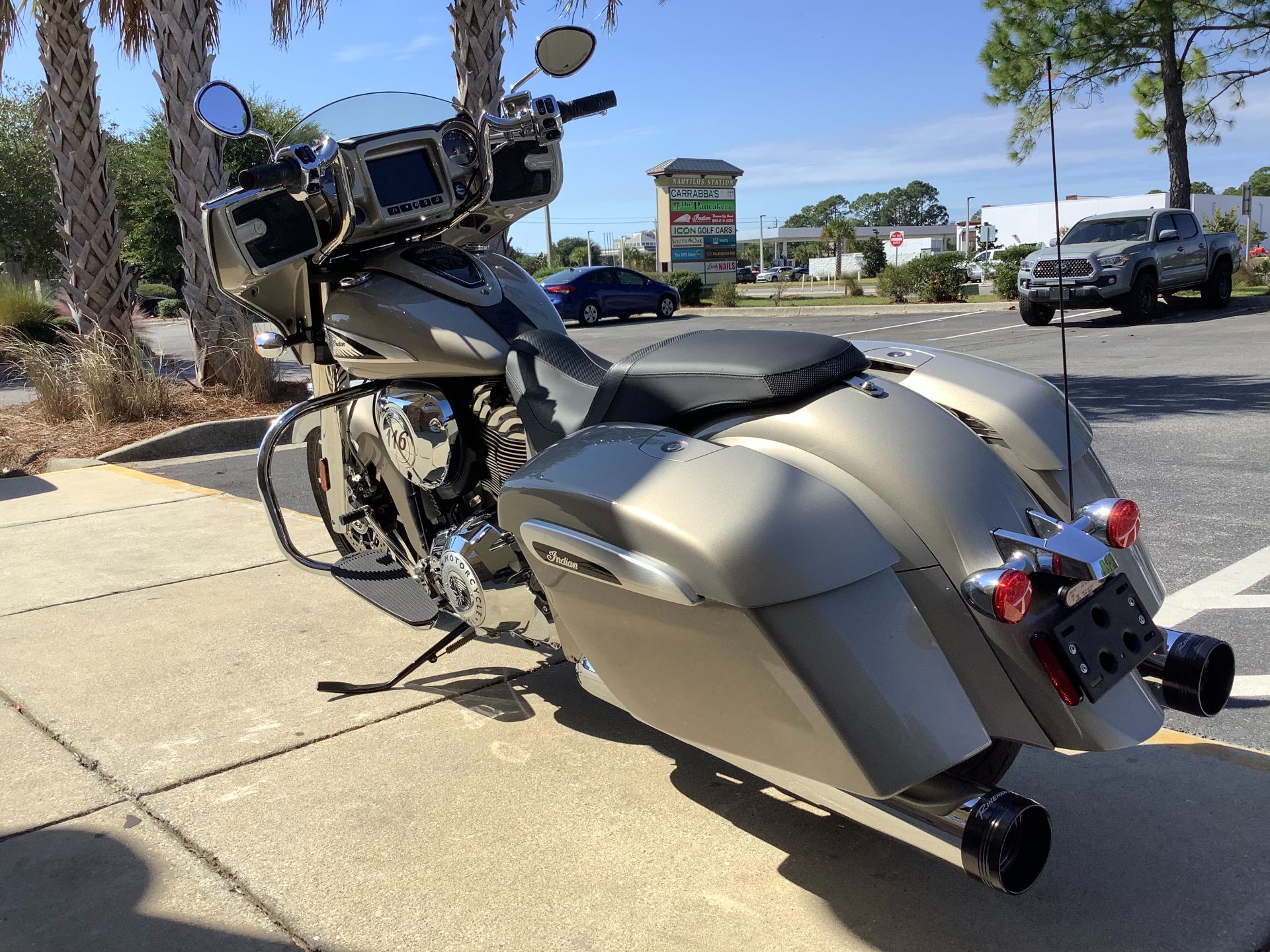 2023 Indian Motorcycle CHIEFTAIN LIMITED in Panama City Beach, Florida - Photo 4