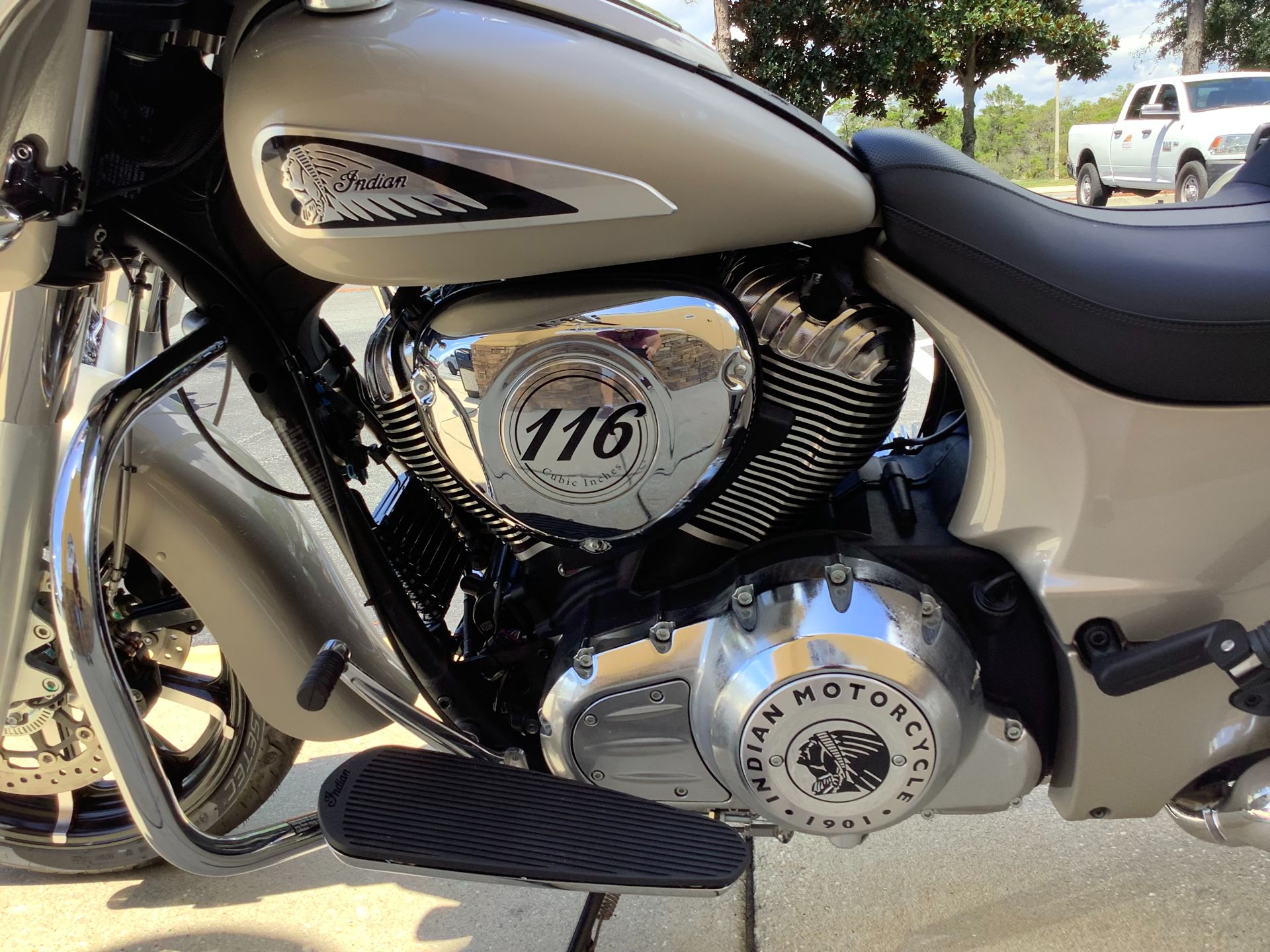 2022 Indian Motorcycle CHIEFTAIN LIMITED in Panama City Beach, Florida - Photo 11