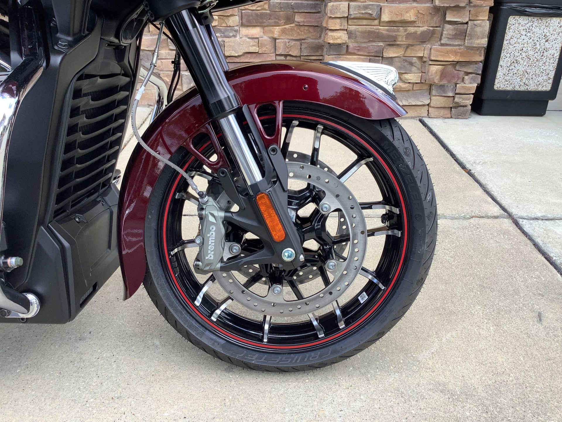 2023 Indian Motorcycle Challenger® Limited in Panama City Beach, Florida - Photo 6