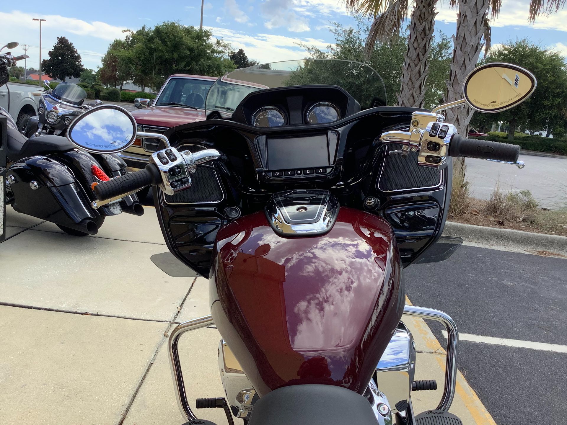 2023 Indian Motorcycle Challenger® Limited in Panama City Beach, Florida - Photo 15