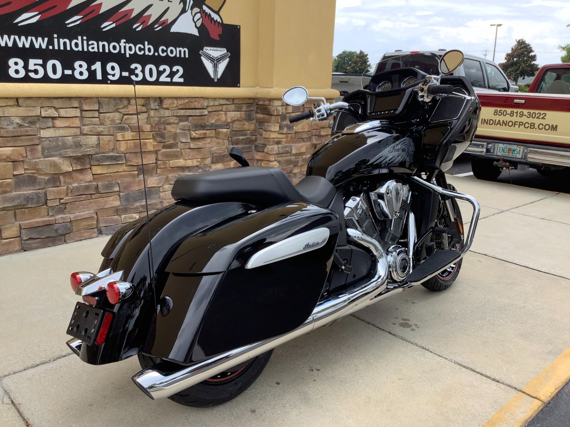 2023 Indian Motorcycle CHALLENGER LIMITED in Panama City Beach, Florida - Photo 3