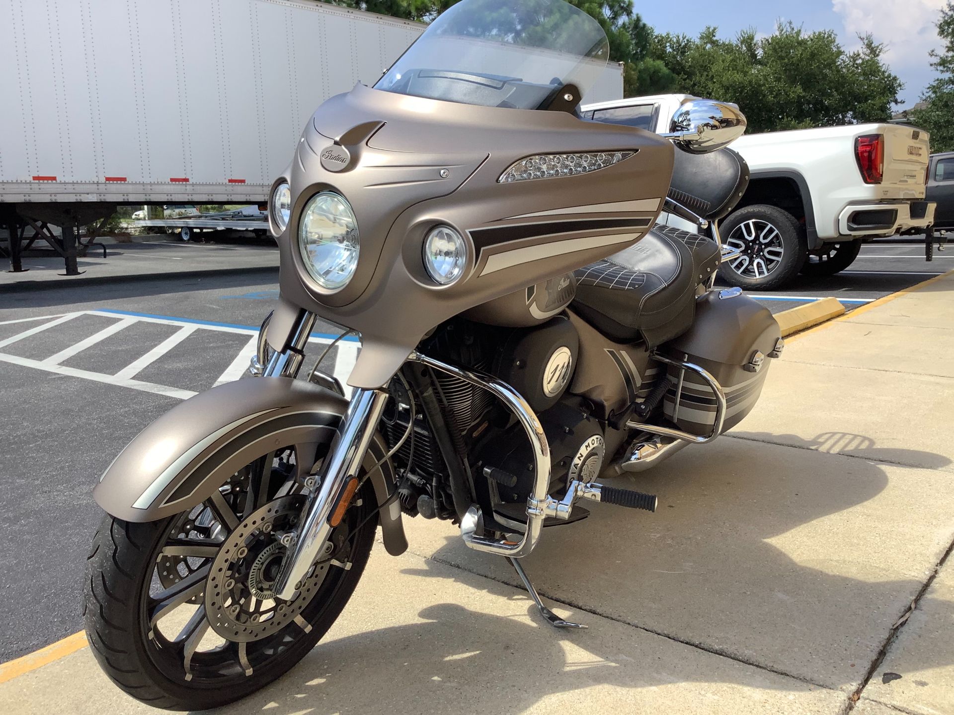 2018 Indian Motorcycle CHIEFTAIN LIMITED in Panama City Beach, Florida - Photo 5