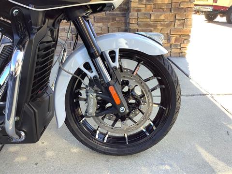 2024 Indian Motorcycle Challenger® Limited with PowerBand Audio Package in Panama City Beach, Florida - Photo 6