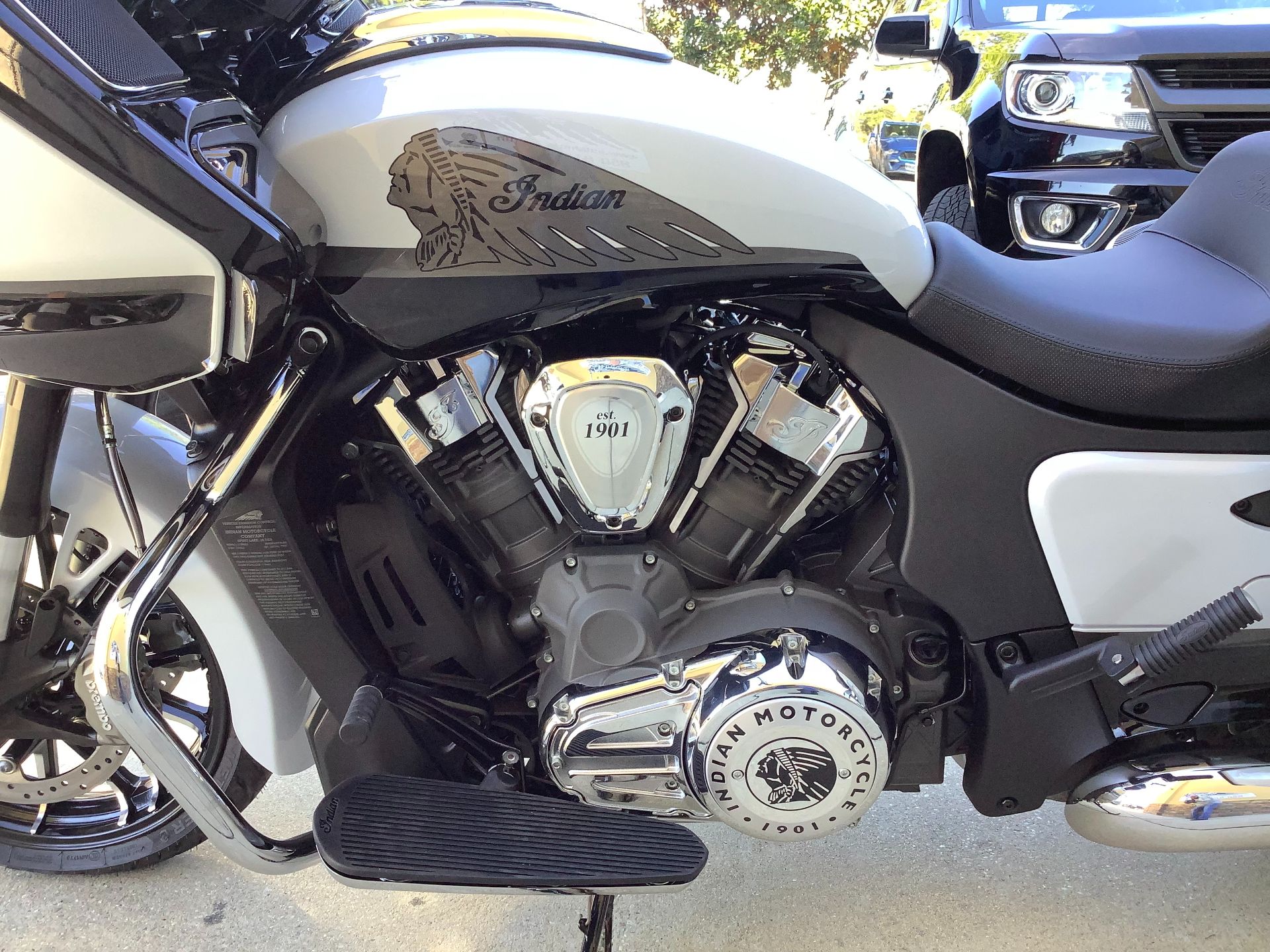 2024 Indian Motorcycle Challenger® Limited with PowerBand Audio Package in Panama City Beach, Florida - Photo 12