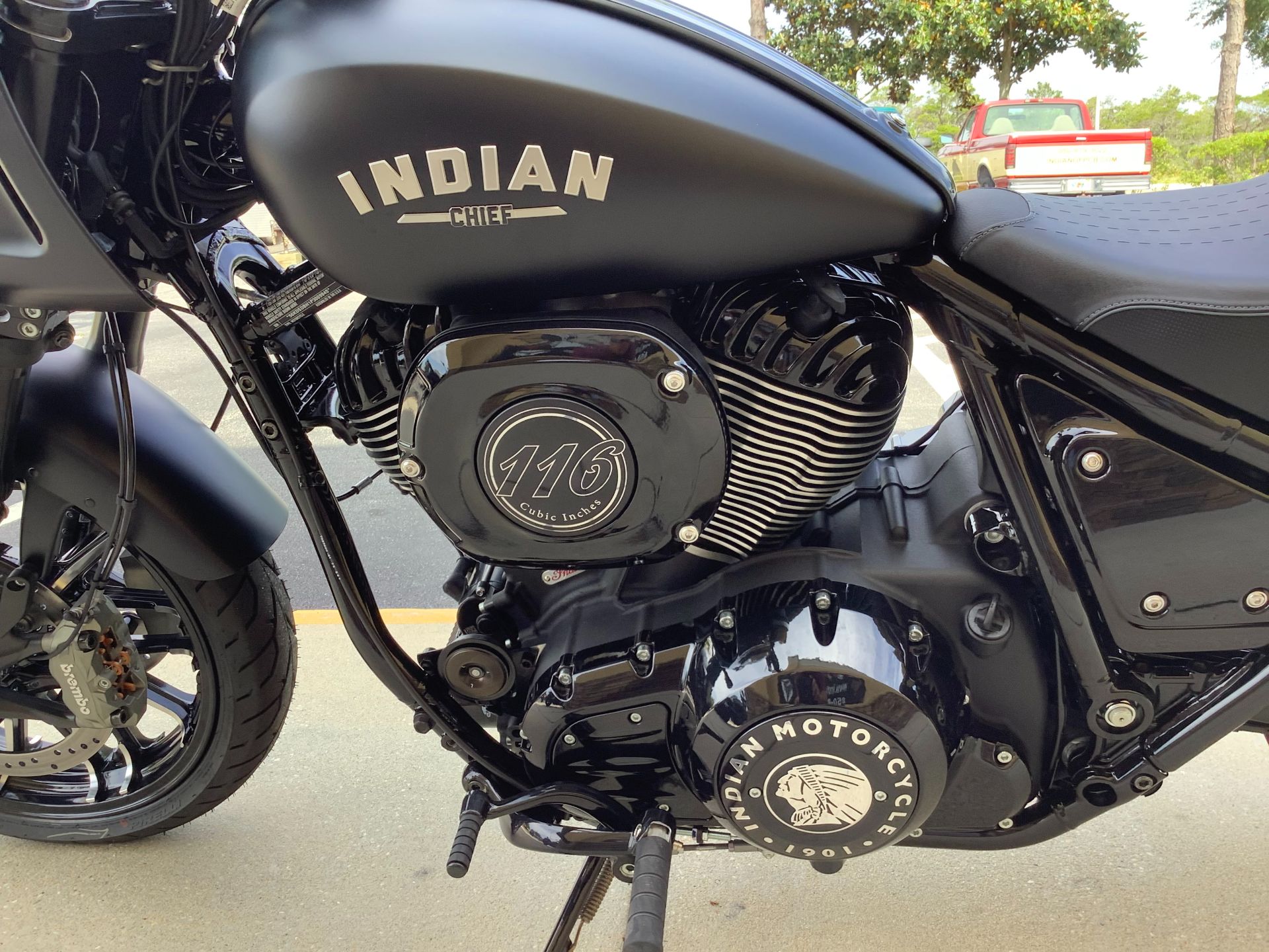2023 Indian Motorcycle SPORT CHIEF in Panama City Beach, Florida - Photo 11
