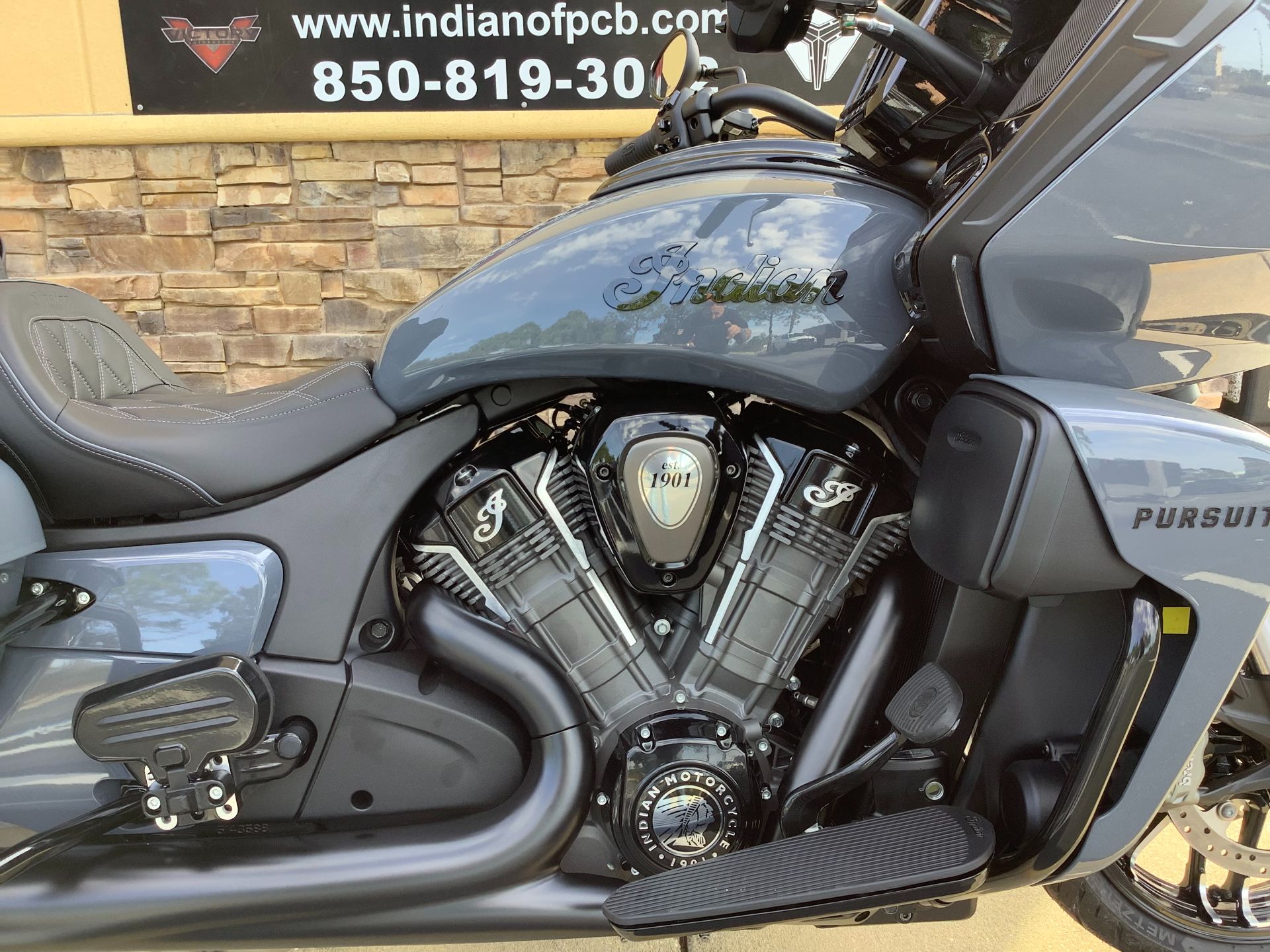 2023 Indian Motorcycle Pursuit® Dark Horse® with Premium Package in Panama City Beach, Florida - Photo 7