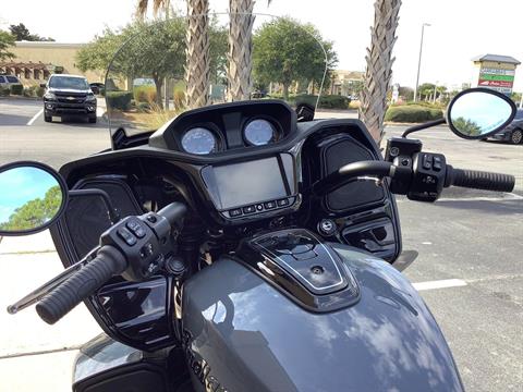 2023 Indian Motorcycle Pursuit® Dark Horse® with Premium Package in Panama City Beach, Florida - Photo 13
