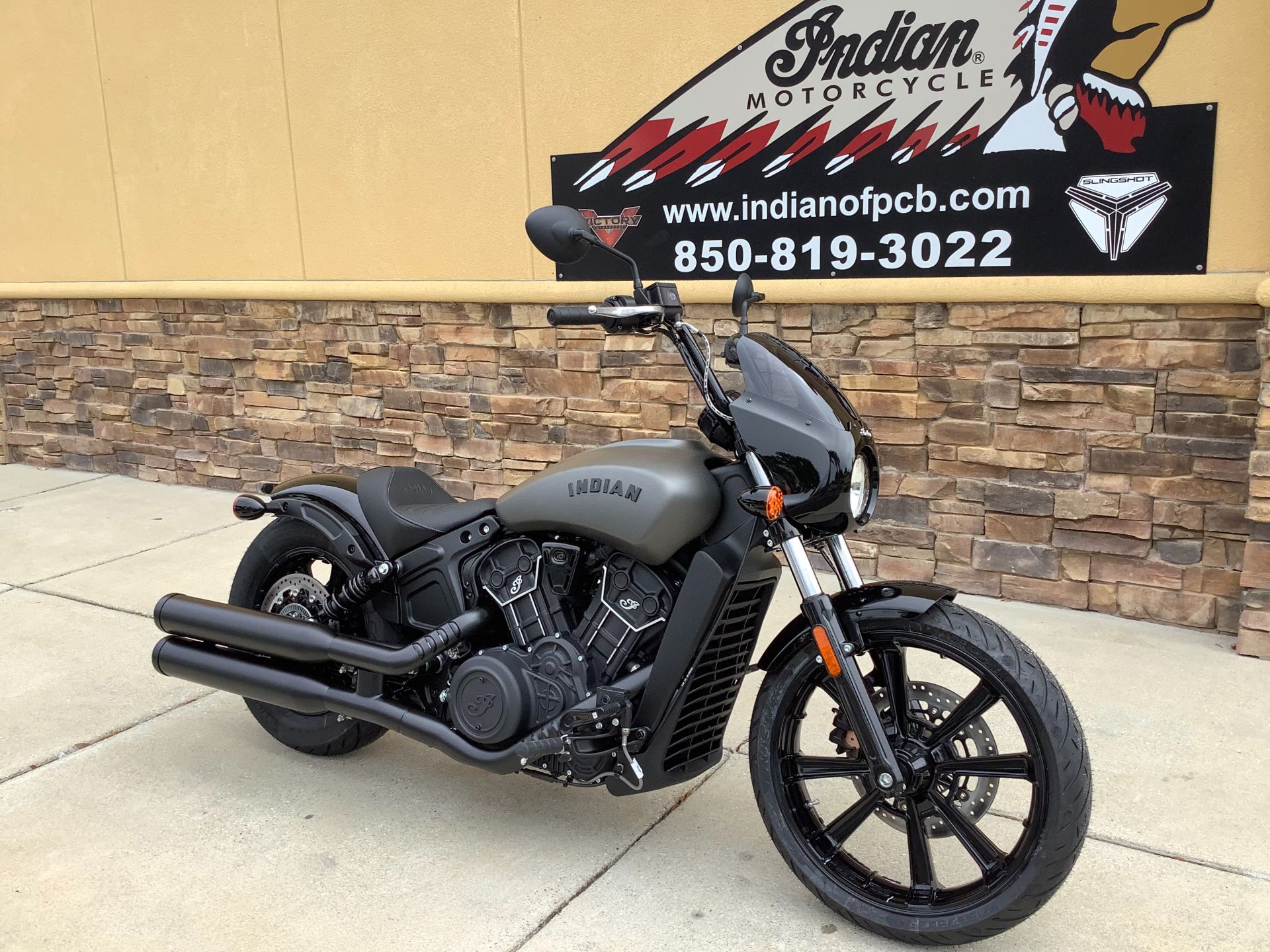 2023 Indian Motorcycle SCOUT ROGUE SIXTY in Panama City Beach, Florida - Photo 2