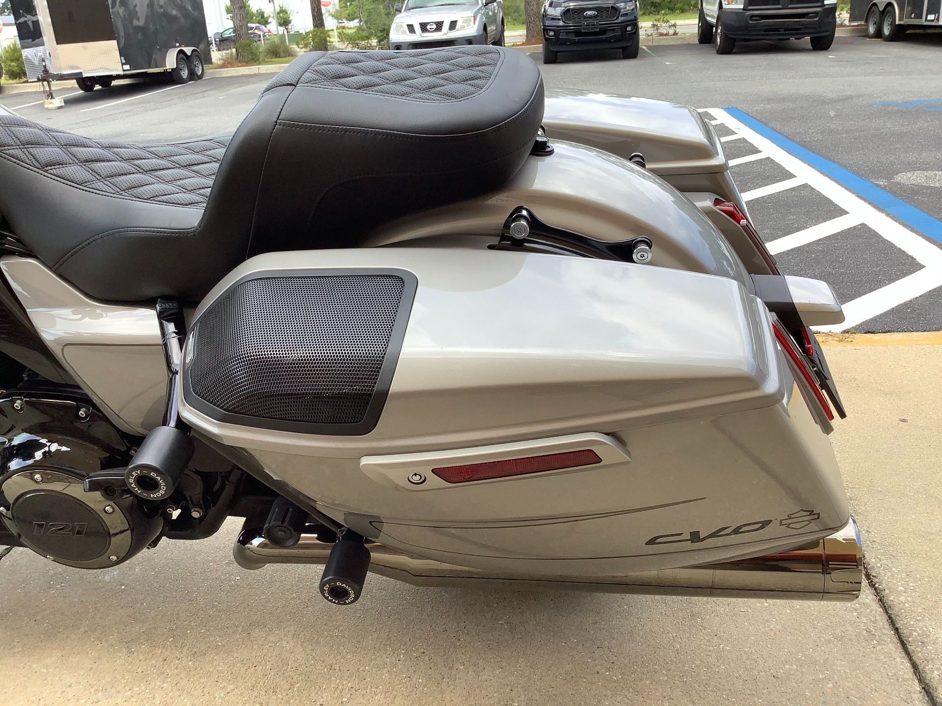 2023 Harley-Davidson ROAD GLIDE CVO in Panama City Beach, Florida - Photo 12