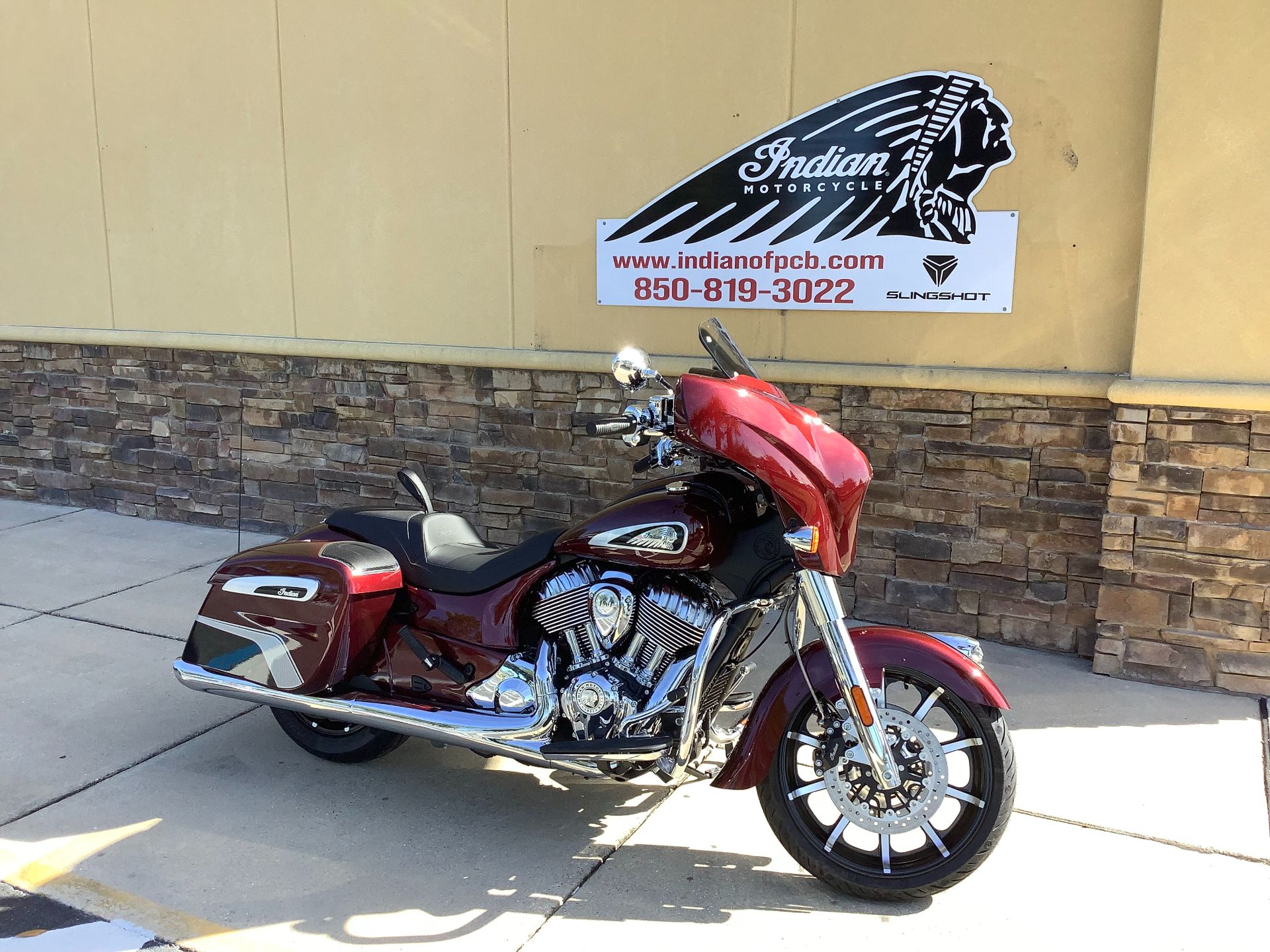 2024 Indian Motorcycle Chieftain® Limited with PowerBand Audio Package in Panama City Beach, Florida - Photo 2