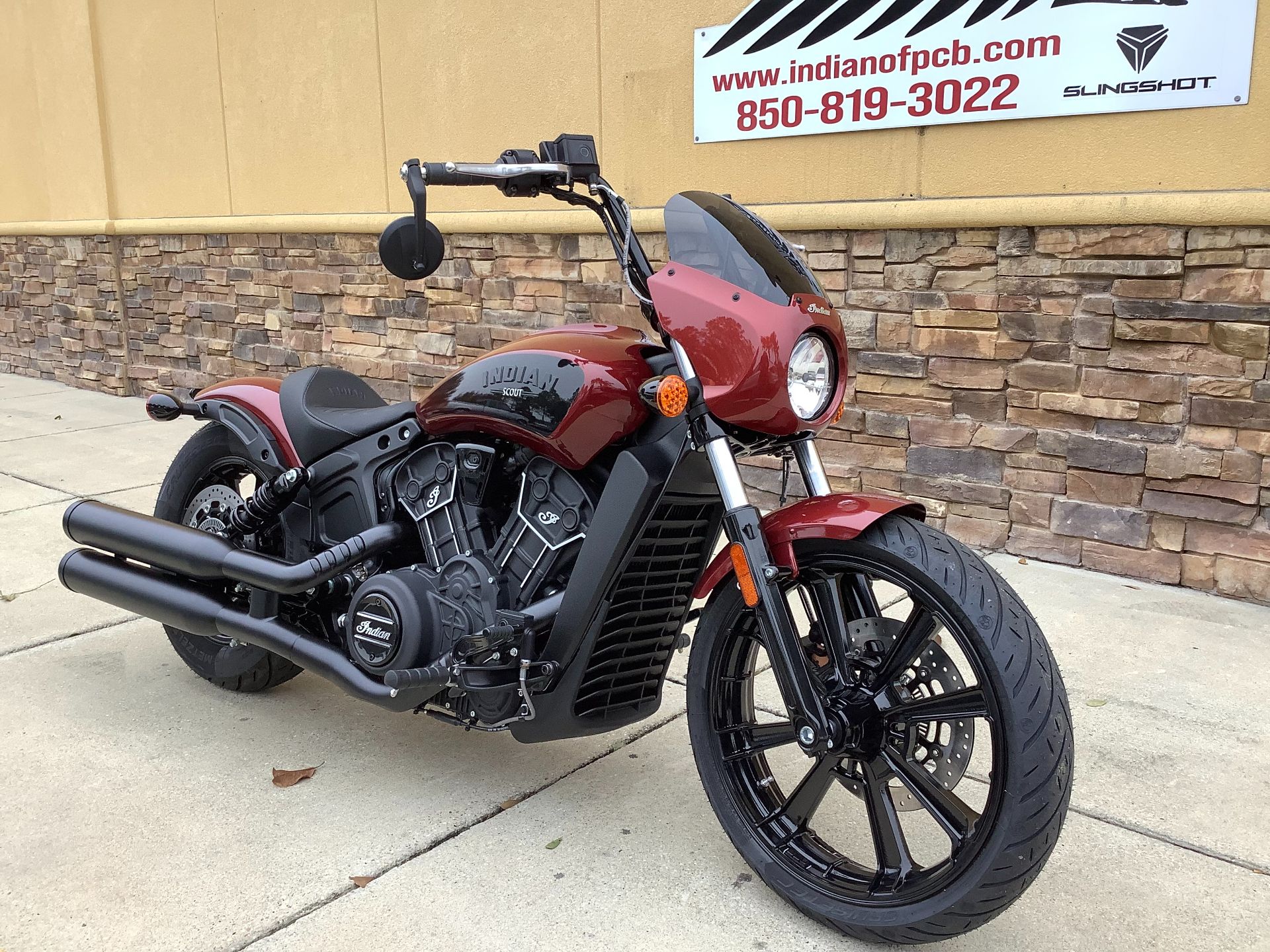 2024 Indian Motorcycle Scout® Rogue ABS Icon in Panama City Beach, Florida - Photo 2