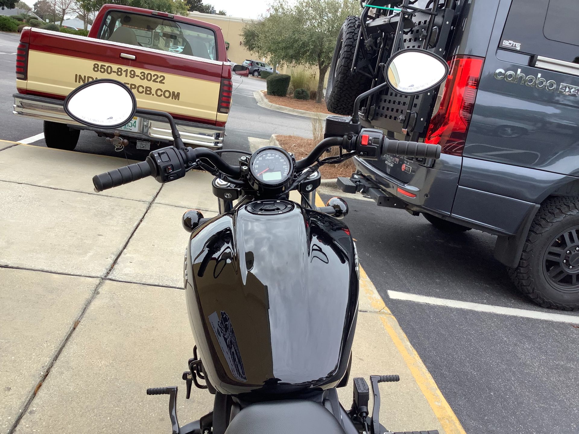 2024 Indian Motorcycle Scout® Bobber Sixty in Panama City Beach, Florida - Photo 13