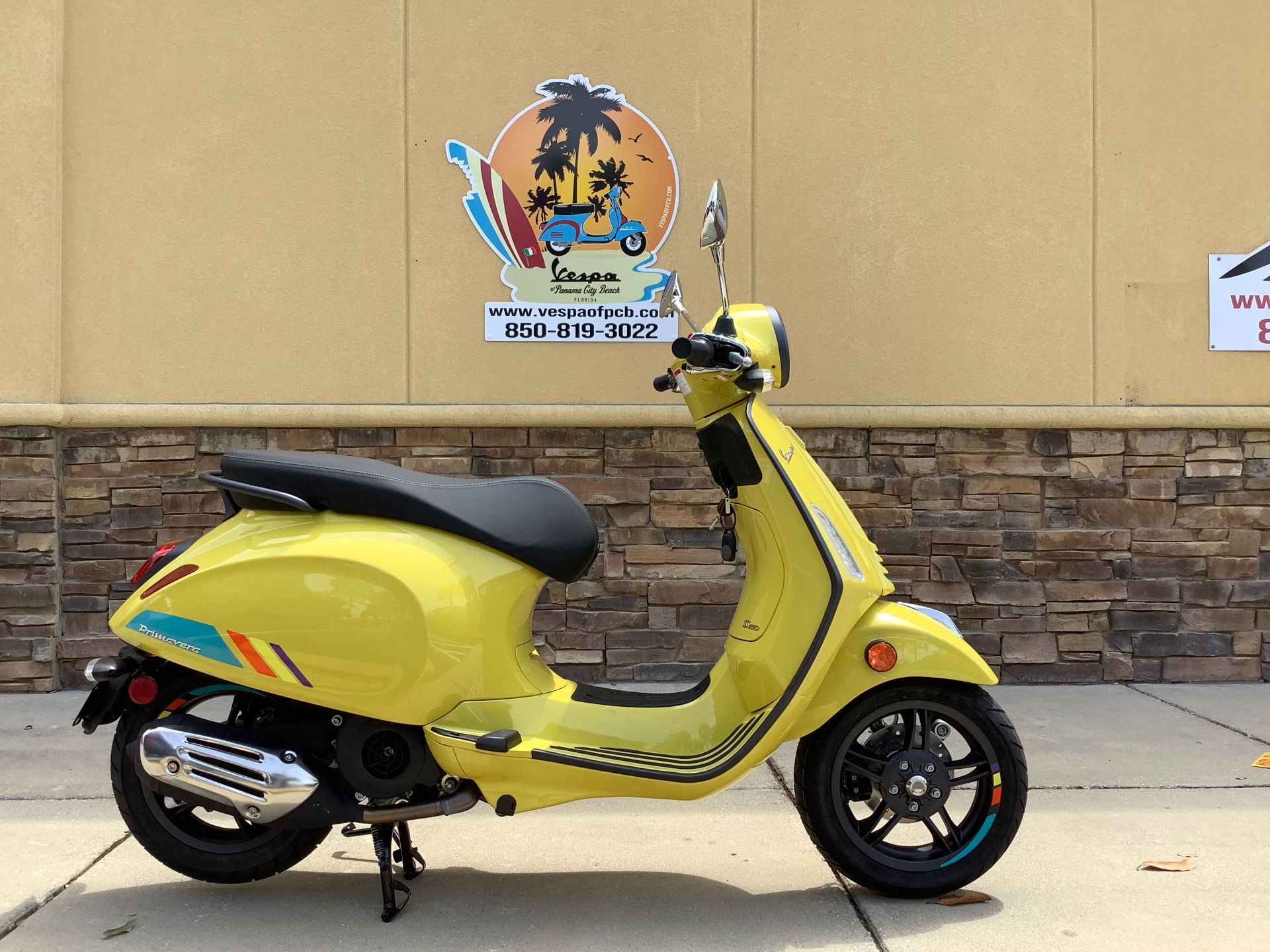 2024 Vespa Primavera S 150 in Panama City Beach, Florida - Photo 1