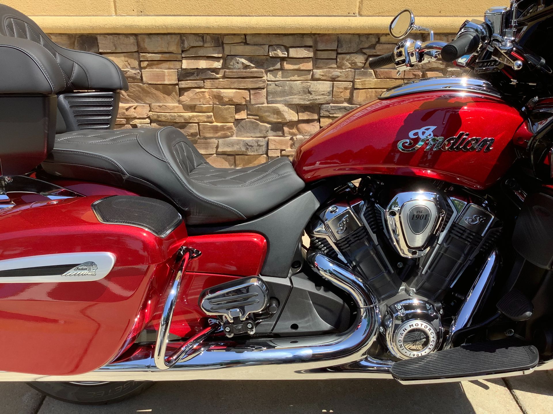 2024 Indian Motorcycle Pursuit® Limited® with PowerBand Audio Package in Panama City Beach, Florida - Photo 9