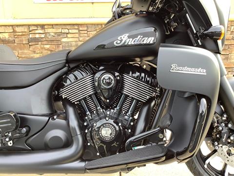 2024 Indian Motorcycle Roadmaster® Dark Horse® with PowerBand Audio Package in Panama City Beach, Florida - Photo 7