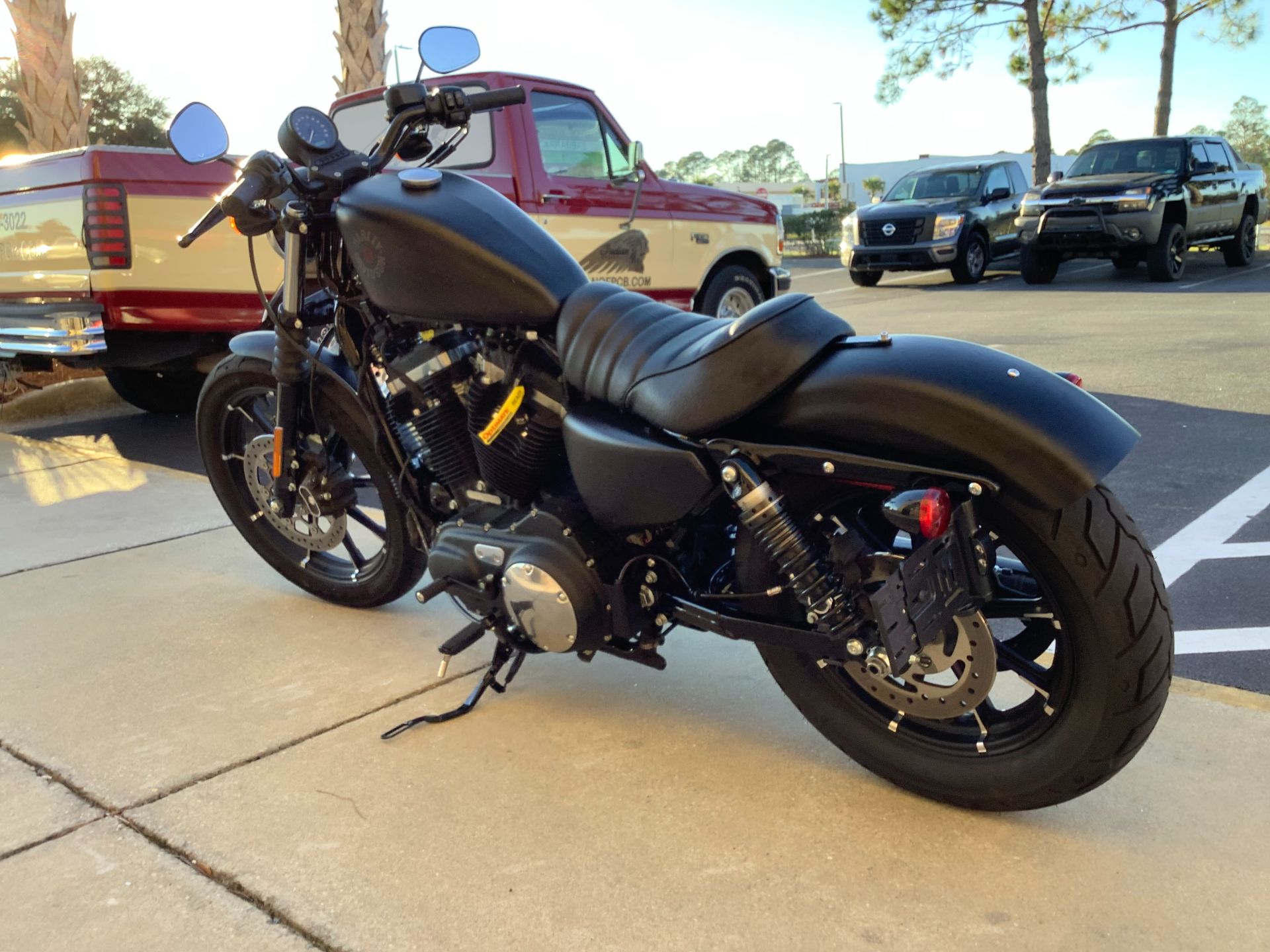 2021 Harley-Davidson 883 IRON in Panama City Beach, Florida - Photo 10