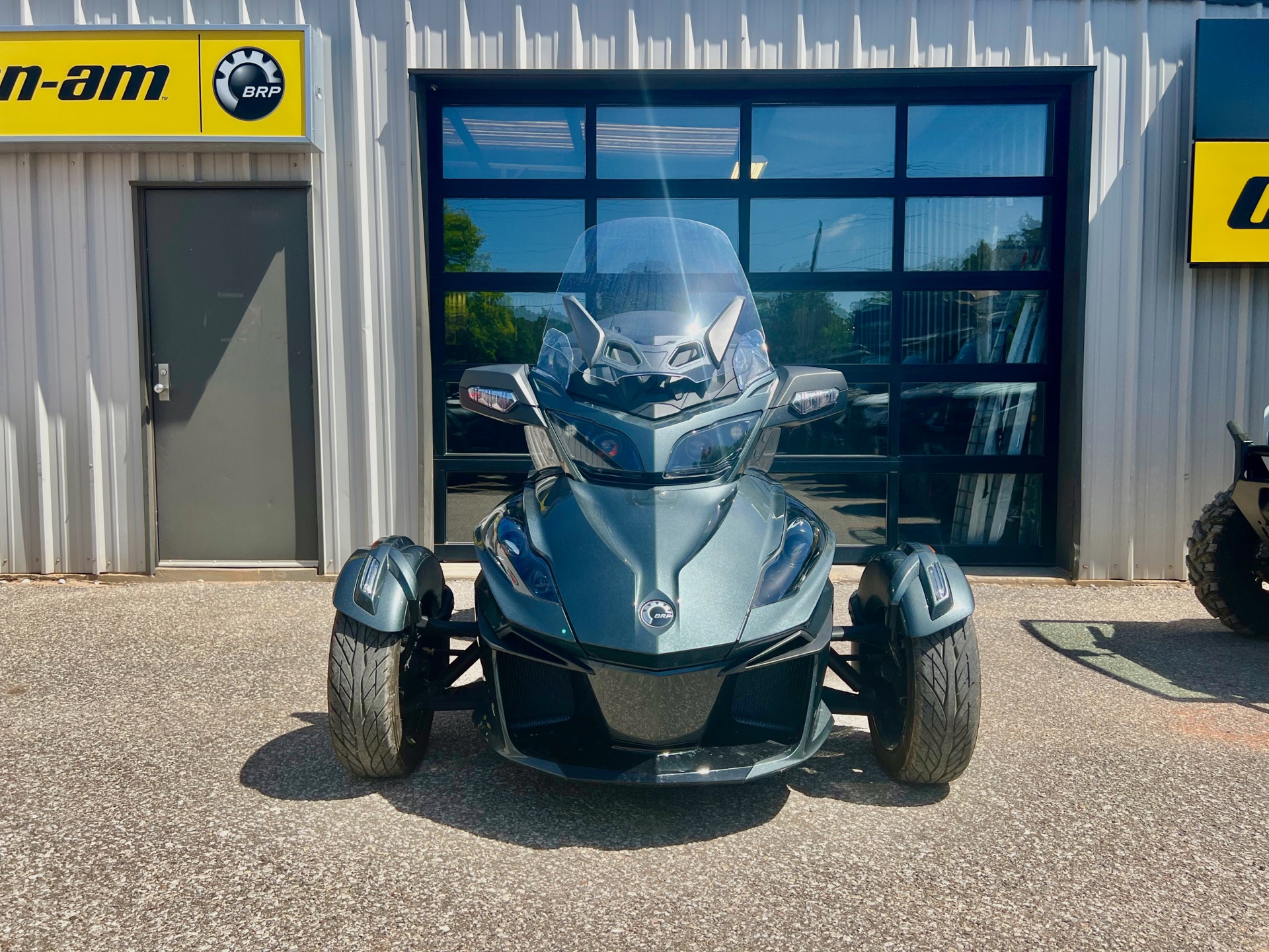 2018 Can-Am Spyder RT Limited in Jones, Oklahoma - Photo 1