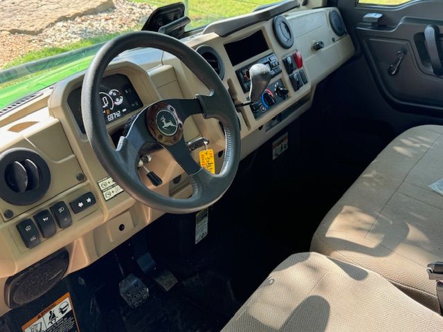 2023 John Deere XUV835R Premium Cab in Jones, Oklahoma - Photo 5