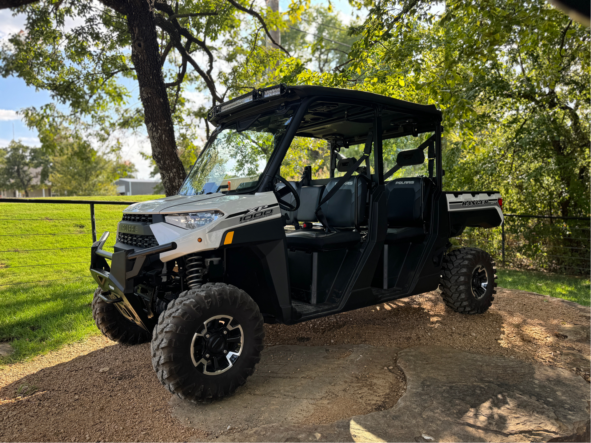 2019 Polaris Ranger Crew XP 1000 EPS Premium in Jones, Oklahoma - Photo 2