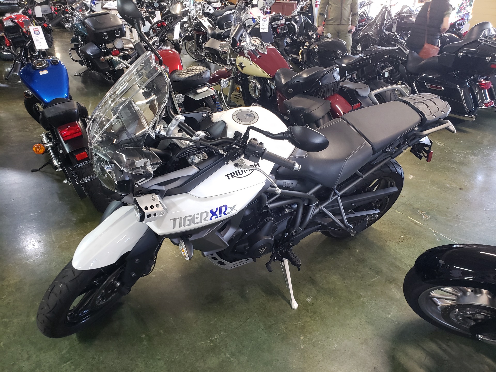 2016 Triumph Tiger 800 XRx Low in Louisville, Tennessee - Photo 2