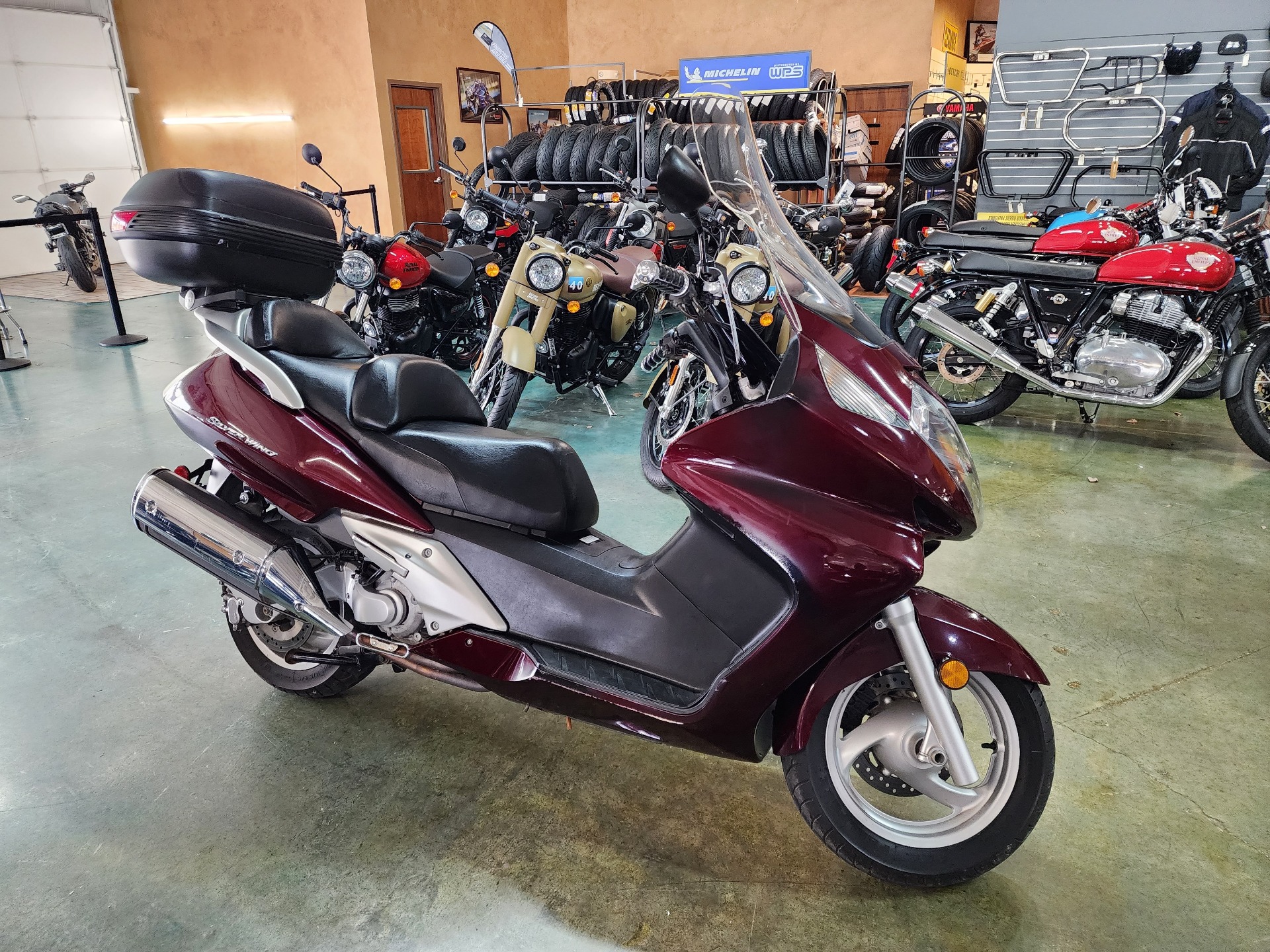 2002 Honda SILVERWING in Louisville, Tennessee - Photo 1