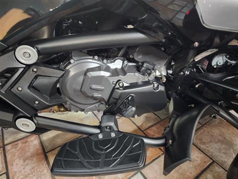 2016 Can-Am Spyder F3-T SE6 w/ Audio System in Louisville, Tennessee - Photo 11