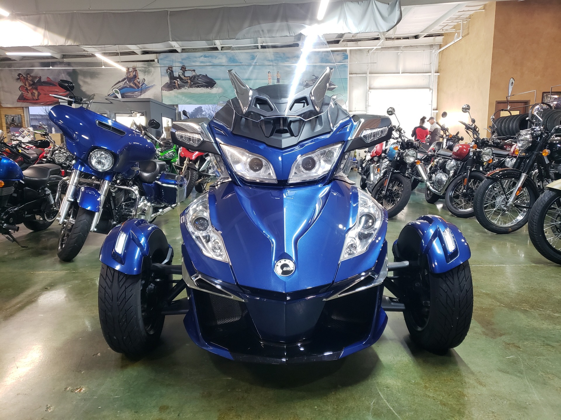 2017 Can-Am Spyder RT Limited in Louisville, Tennessee - Photo 3