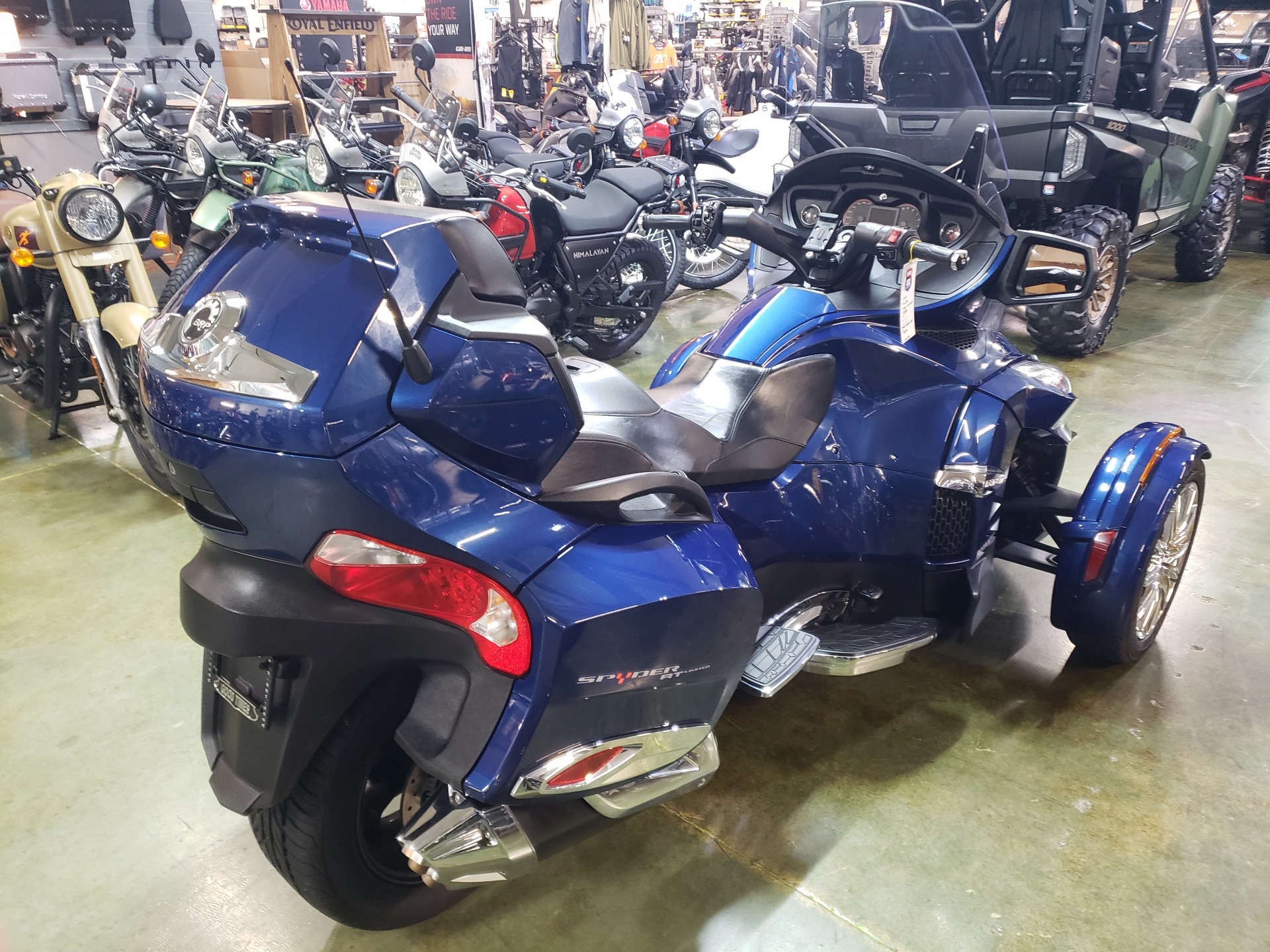 2017 Can-Am Spyder RT Limited in Louisville, Tennessee - Photo 8