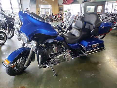 2010 Harley-Davidson Electra Glide® Ultra Limited in Louisville, Tennessee - Photo 2