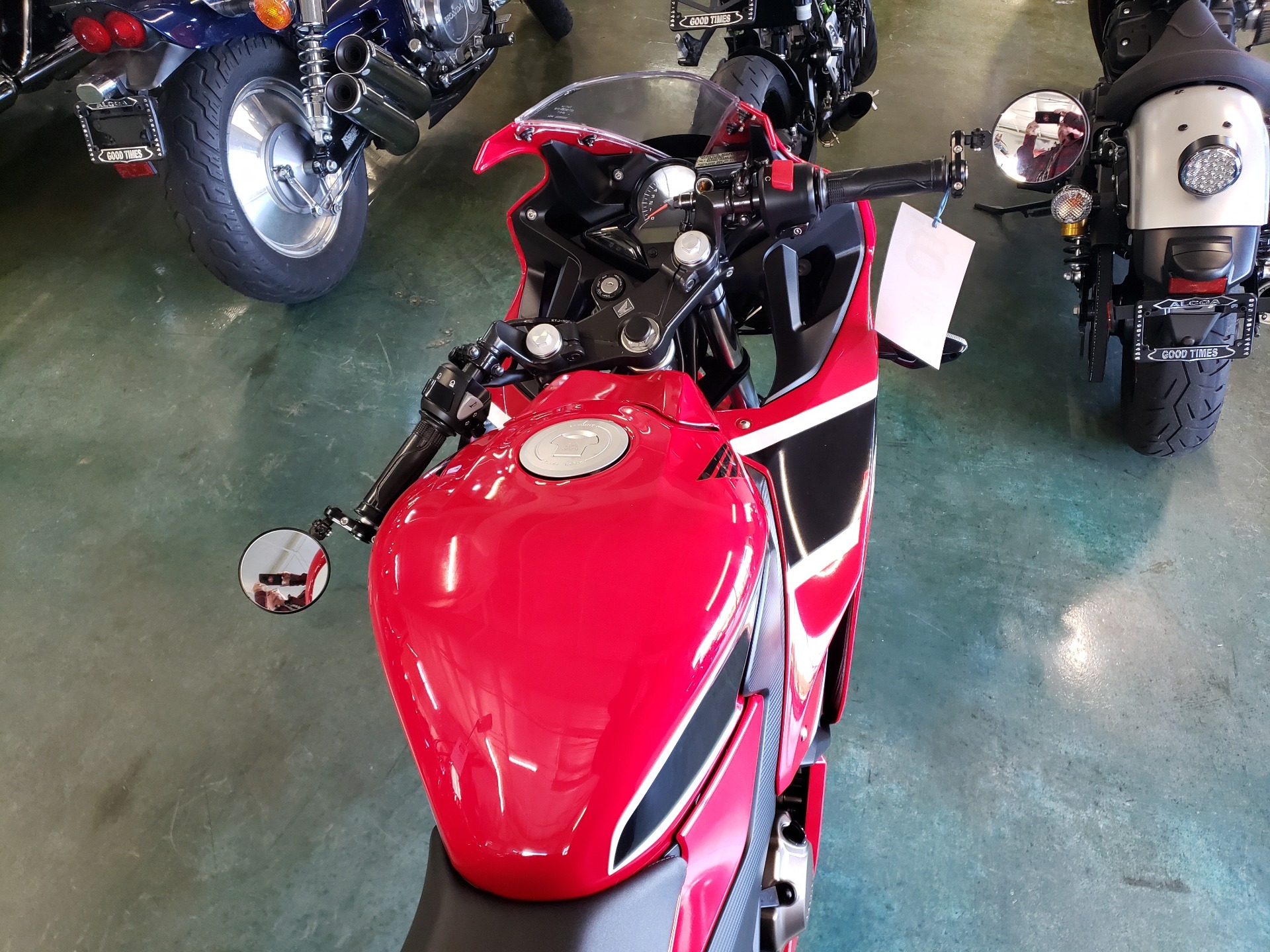 2020 Honda CBR300R in Louisville, Tennessee - Photo 5