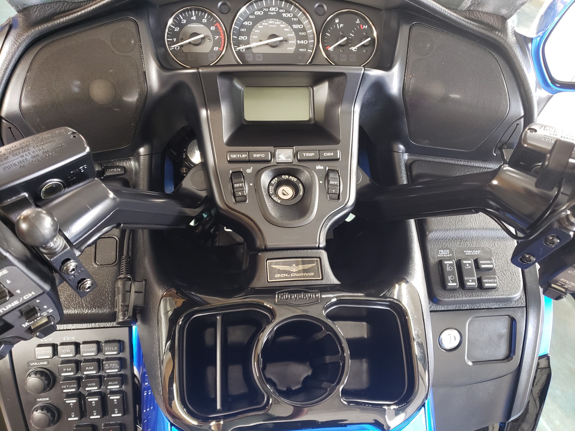 2017 Honda Gold Wing Audio Comfort in Louisville, Tennessee - Photo 14