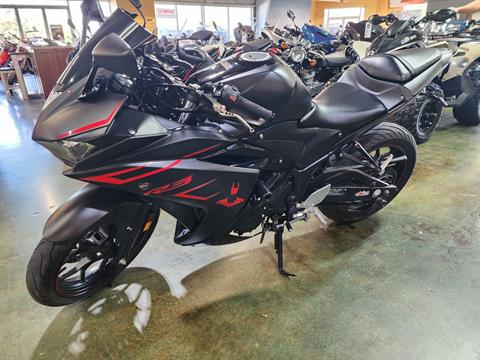 2017 Yamaha YZFR3HB in Louisville, Tennessee - Photo 2