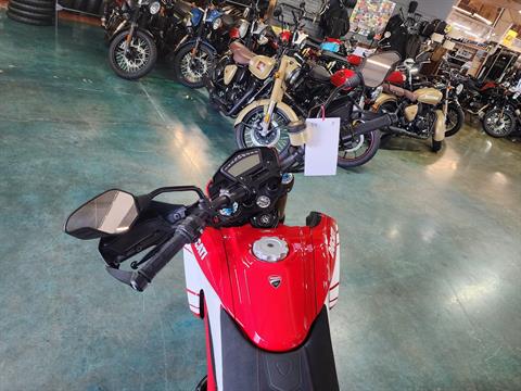 2016 Ducati Hypermotard 939 SP in Louisville, Tennessee - Photo 5